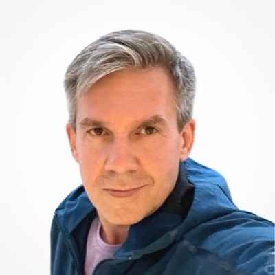 Андрей Савельев